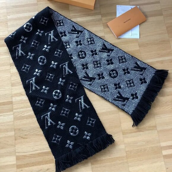 Louis Vuitton LV Monogram Logomania Shine Black Scarf Brand New - Picture 1 of 6